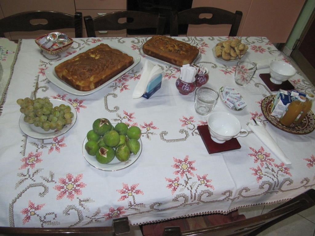 Bed and Breakfast Montagne Rocciose Frascineto Екстер'єр фото