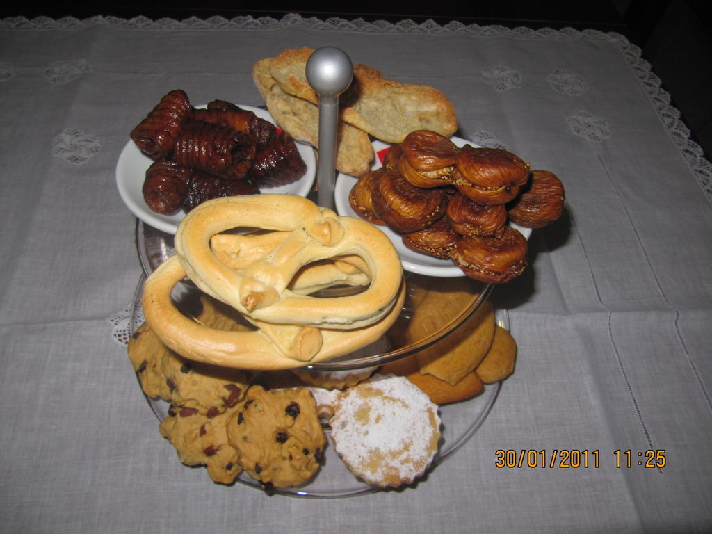 Bed and Breakfast Montagne Rocciose Frascineto Екстер'єр фото