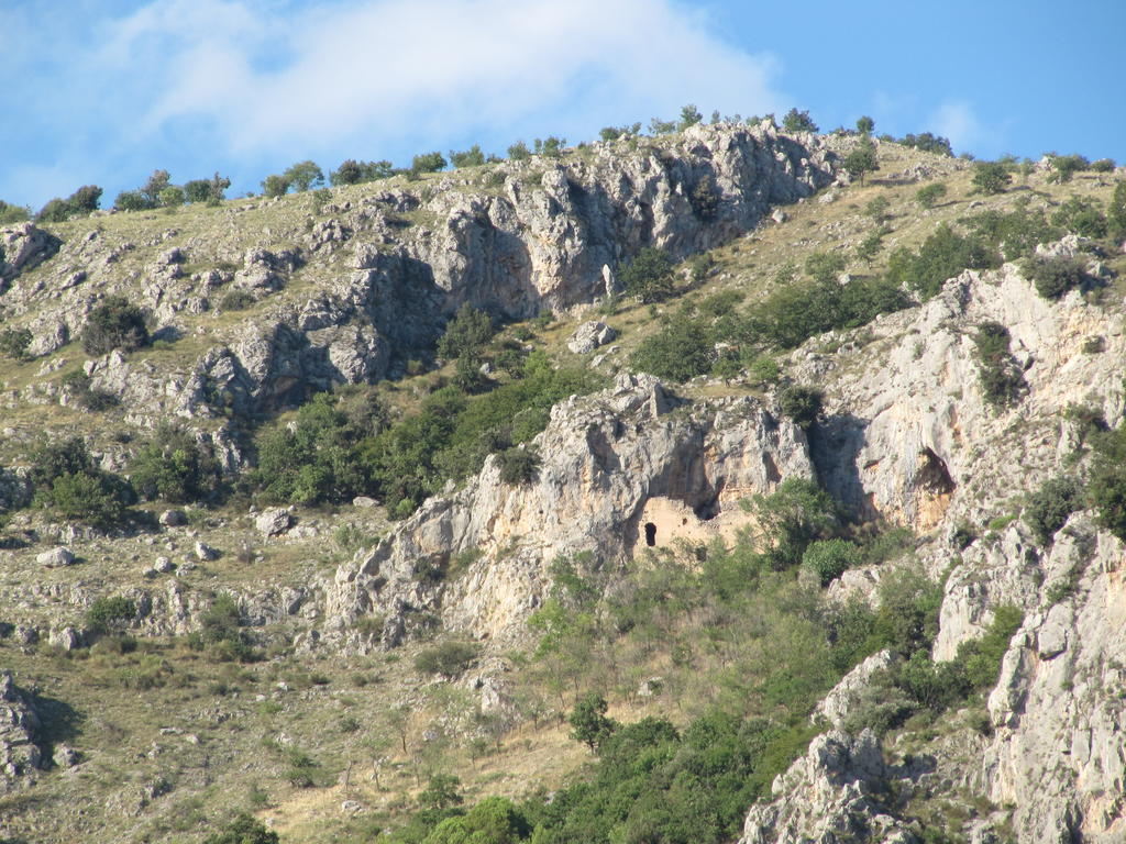 Bed and Breakfast Montagne Rocciose Frascineto Екстер'єр фото