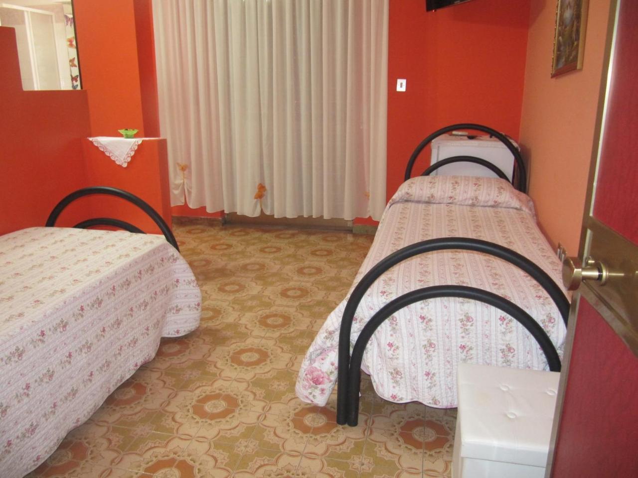 Bed and Breakfast Montagne Rocciose Frascineto Екстер'єр фото
